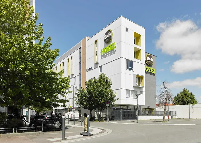 HOTEL Paris Est Bobigny